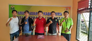 Sah! Berlian Rayes Nahkodai Ketum Pengkab PBSI Sumbawa