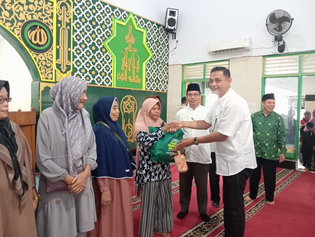 BAZNAS Bantu 1000 Mustahik, Lukman: Harmoni Berbagi di Hari Istimewa Sumbawa