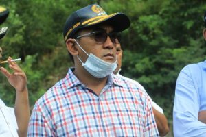 Diduga Tercemar Limbah, Petani Rumput Laut Terancam Gagal Panen
