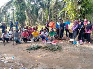 Jalin Giat Kebersamaan PAC PDI-Perjuangan dan Forkopimcam Kec.Tebing Syahbandar Laksanakan Gotong Royong