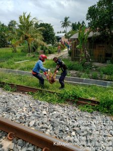 Disambar Kereta Api, Pria Sepuh Tewas