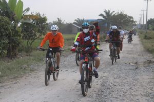 Kapolres Serdang Bedagai Bersama PJU Pantau Situasi Kamtibmas Dengan Gowes Sepeda di Wilkum Polres Sergai