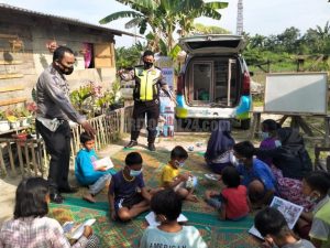 Satlantas Polres Sergai Gelar Perpustakaan Keliling & Sosialisasi Pencegahan Covid19