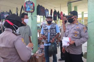 Ops Yustisi Ke Pasar Tradisional, Polres Sergai Bagikan 300 Masker Kepada Masyaraka