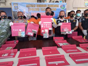 Kapolres Tanah Karo AKBP Yustinus Setyo Indriyono SH, SIK Pimpin konfresipers Hasil Oprasi Antik 2021