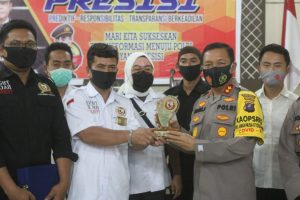 Pilkada Kondusif & Ungkap Kasus OTT, Kapolres Serdang Bedagai Terima Penghargaan Dari BPI