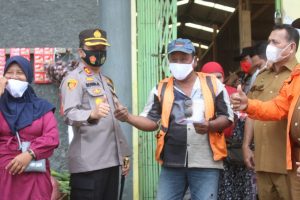 Operasi Yustisi, Polres Serdang Bedagai Bersama Tim Gabungan Sosialisasi Prokes Covid19 & Bagikan 1000 Masker