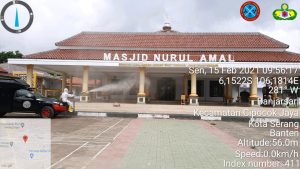 Polda Banten Rutin Lakukan Penyemprotan Disinfektan di Tempat-tempat Umum