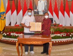 Gubernur NTB & Gubernur Bali Tanda Tangani Kerja Sama Majukan Daerah