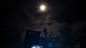 Rembulan Diatas Pangkuan Teluk Amboina 503