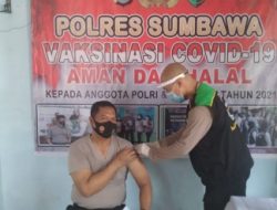 Ratusan Anggota Polres Sumbawa Divaksin Covid-19