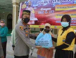Jumat Barokah Ke Mesjid Jami Sei Rampah,Kapolres Sergai Berikan Bantuan Sembako