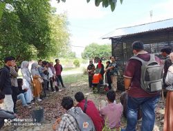 Mahasiswa Fakultas Pertanian UNISLA Praktek Pemanfaatan dan Pemasaran Mesin Chopper