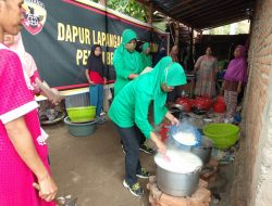Dapur Lapangan TNI-AD Siap Suplai Makanan Untuk Korban Banjir di Bima
