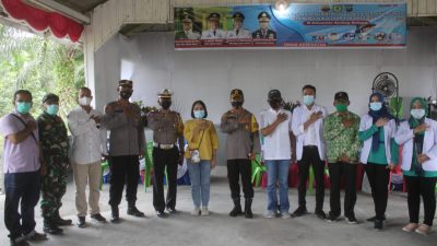 Polres Serdang Bedagai Fasilitasi dan Mobilisasi Masyarakat Lansia Laksanakan Vaksin Covid-19