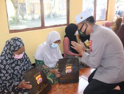 Kapolda Banten Salurkan Bantuan Perlengkapan Sholat