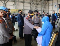 Kapolri Tawarkan Anak Prajurit Awak Nanggala 402 Jadi Polisi