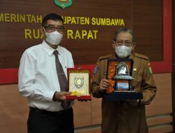 Gelar Pertemuan dengan Kanwil Dirjen Perbendaharaan NTB, Bupati Sumbawa Optimis Pertumbuhan Ekonomi Stabil
