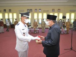 Sah! Bupati Lantik Kades Photo Terpilih