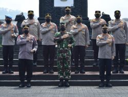 Kompak, Panglima dan Kapolri Kunjungi Lembaga Pendidikan TNI dan Polri