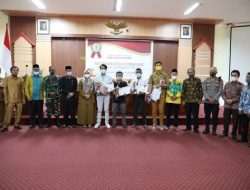 Wakil Bupati Sumbawa Umumkan Pemenang Lomba Cipta Desain Cover Buku Doktor Mala