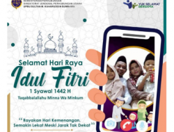 Iklan ucapan Hari Raya Idul Fitri 1442 Hijriah Kepala Bandara Sultan Kaharuddin Sumbawa