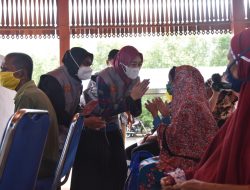 Satu Hari Setelah Dilantik, Ketua BK3S Batu Bara Berikan Bantuan Ratusan Paket Sembako