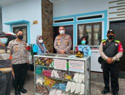 Antisipasi Warga DKI Jakarta Kembali Mudik, Kapolda Metro Bagi 10 Kotak Masker Medis