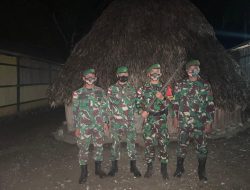 Warga Silawan Serahkan Satu Pucuk Springfield kepada Satgas Pamtas Pos Silawan