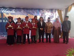 Wisuda Siswa Angkatan Pertama, SD Kalimati Beberkan Penerapan Konsep Keseimbangan