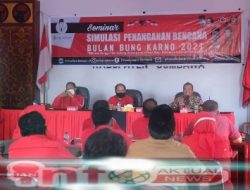 Mantap! Ketua DPRD Sumbawa Aksi Langsung dalam Simulasi Penanganan Bencana
