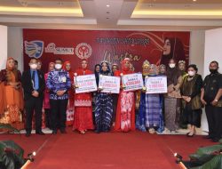 Ketua Dekranasda Batu Bara Buka Lomba Fashion Show Hijab Wastra Batu Bara