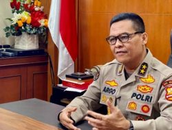 Polri Targetkan Vaksinasi Massal Serentak 1 Juta di Seluruh Indonesia Besok