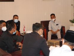 Gubernur Dr. Zul Minta Bentuk Tim Khusus Permudah Koordinasi Petani Tembakau