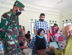 Semangat Nenek Tua 91 tahun Ingin di Vaksin Mendapat Perlakuan Spesial Danrem 061/Sk