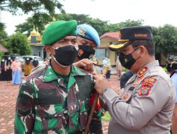 Polres Batubara Bersama Forkopimda Gelar Apel Kesiapan Vasinator Melalui Zoom Meeting Di Mako Polres Batubara.