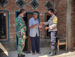 Polres Bima Kota Berbagi 1000 Paket Daging Bagi Warga Berdampak Covid