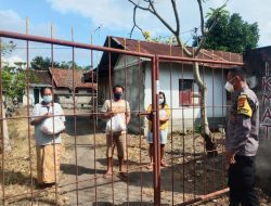 Kapolsekta Cakranegara Laksanakan Kegiatan Bansos kepada warga isoman
