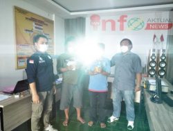 Polisi Ciduk MW & JA Asyik Nyabu di Rumah Bandar Narkoba
