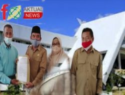 Politisi Gerindra Ansori Gelontorkan Bantuan Ke SMAN 4 Sumbawa