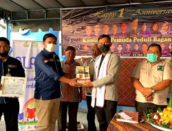 Duta Pendidikan Sumut Ridho Alfiansyah Beri Penghargaan Kepada Pemuda Bagan Deli