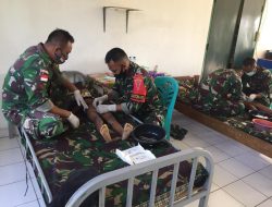 Dua Pos Kipur I Satgas Yonif 742/SWY Gelar Sunatan Massal Gratis