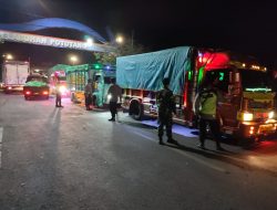 Satgas Covid 19 Gabungan Posko PPKM Mikro, Pelabuhan Poto Tano Gelar Patroli Yustisi Penegakan Prokes