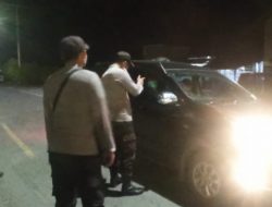 Kapolsek KP3 Tano Lakukan Pemeriksaan Terhadap Pengguna jasa Penyebrangan
