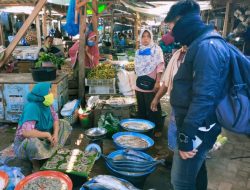 Antisipasi Lonjakan Harga Pangan Sat Reskrim Polres Lotara Cek Harga Sembako