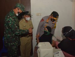 Danrem 162/WB Dan Kapolda NTB Tinjau Serbuan Vaksinasi di Kabupaten Lombok Tengah