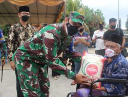 Dari 100 Ton Beras Bantuan Presiden RI, 30 Ton Disalurkan Kepada Masyarakat Yang Membutuhkan Melalui Kodim 1606/Mataram