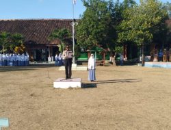 Upacara Bendera, Kapolsek Lunyuk Sampaikan Himbauan Kepada Pelajar