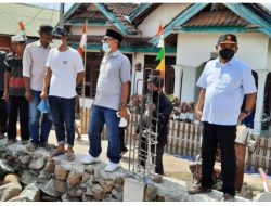 Peduli Sesama, Politisi Gerindra Berikan Bantuan Ke Masjid