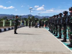 Wadanpussenif Kodiklat TNI AD Kunjungi Pos Satgas Pamtas Yonif 742/SWY